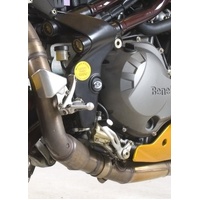 R&G Spindle Plugs for 2015-2016 Benelli Cafe Racer 1130